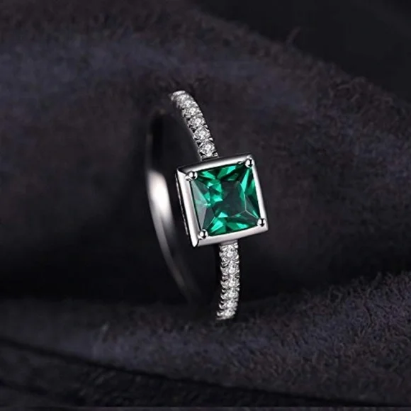 💚 Nano Russian Emerald Ring - 925 Sterling Silver 💍 - Picture 3 of 7